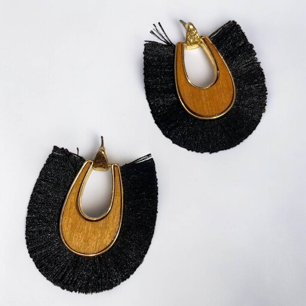 5 For 20 Time And Tru Wooden Black Fringe Stud Earrings Cc 5$